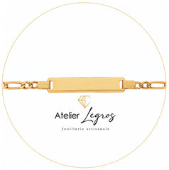 Bijou Gourmette personnalisée enfant ado bracelet prénom plaque rectangulaire diamantée biseautée maille Figaro Or jaune 18 carats joaillerie legros bijouterie