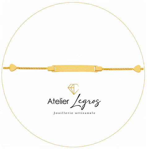 Gourmette personnalisée bébé bracelet prénom plaque rectangulaire 2,4 cm et motifs cœur en or jaune 18 carats