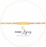 Gourmette personnalisée enfant ado bracelet prénom plaque rectangulaire diamantée biseautée maille Figaro Or jaune 18 carats