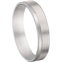 Bijou Alliance homme moderne forme ruban à finition brossée et polie en or blanc 18 carats joaillerie legros bijouterie