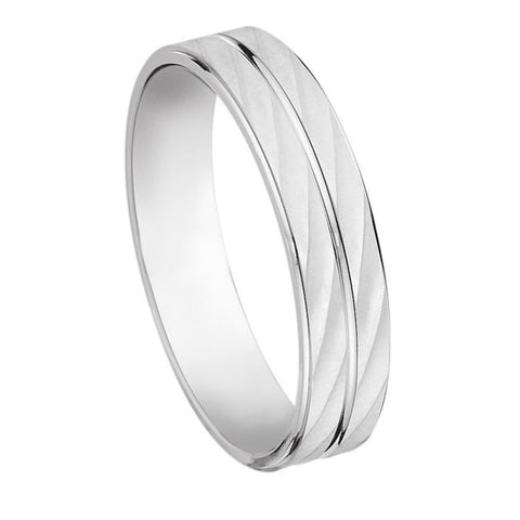 Bijou Alliance homme originale à finition mate et rainures diagonales en or blanc 18 carats joaillerie legros bijouterie