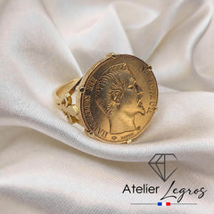 Bijou Bague louis d'or Napoléon homme : chevalière or fleur de lys joaillerie legros bijouterie