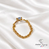 Bijou Bague articulée en or jaune 18 carats avec saphir bleu clair joaillerie legros bijouterie