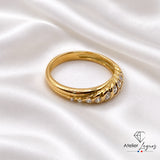 Bijou Bague esprit torsadée en or jaune 18 carats et 9 diamants joaillerie legros bijouterie