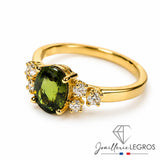 Bague en Or Jaune 18 Carats – Saphir Vert Ovale et Six Diamants