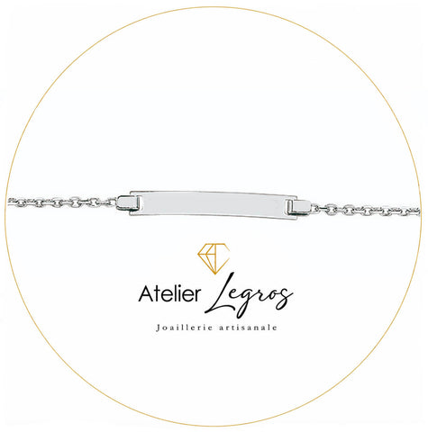 Bijou Gourmette personnalisée bébé bracelet prénom plaque rectangulaire chaîne forçat Or blanc 18 carats joaillerie legros bijouterie
