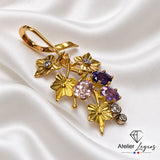 Bijou Pendentif fleurs en or jaune 18 ct avec diamants et trois saphirs roses violets joaillerie legros bijouterie