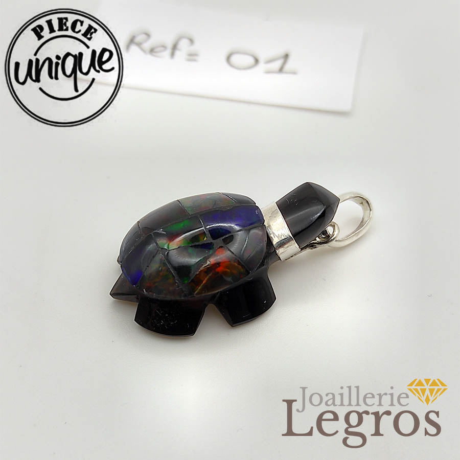 Bijou Animal totem tortue en obsidienne et opale, bélière argent 925 joaillerie legros bijouterie