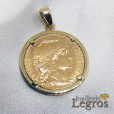 Bijou Pendentif pièce de monnaie Marianne en or jaune 18 carats joaillerie legros bijouterie