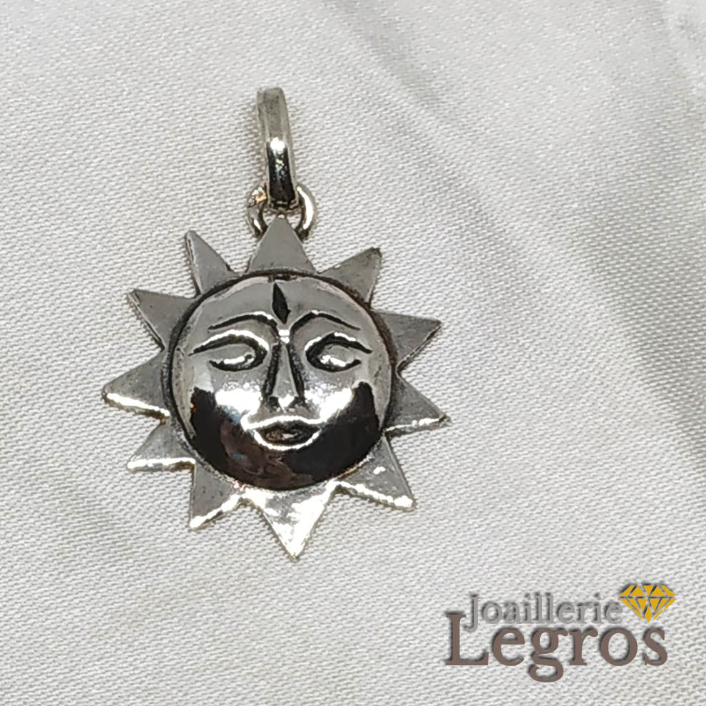Bijou Pendentif Soleil et son visage en argent 925 joaillerie legros bijouterie