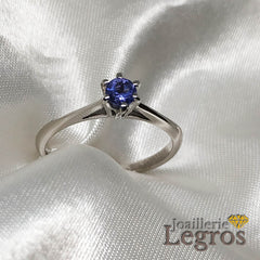 Bijou Bague de fiançailles solitaire tanzanite or 18 carats joaillerie legros bijouterie